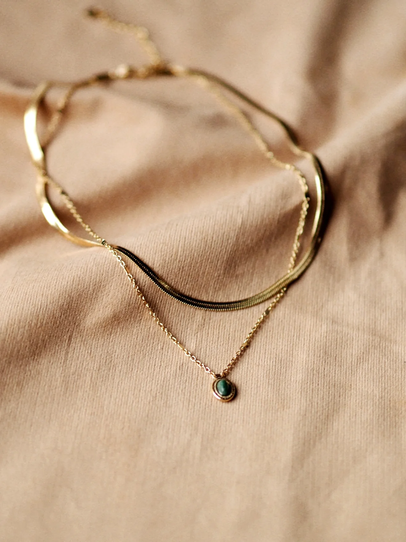 2 linea Gemstone Necklace - Image 2