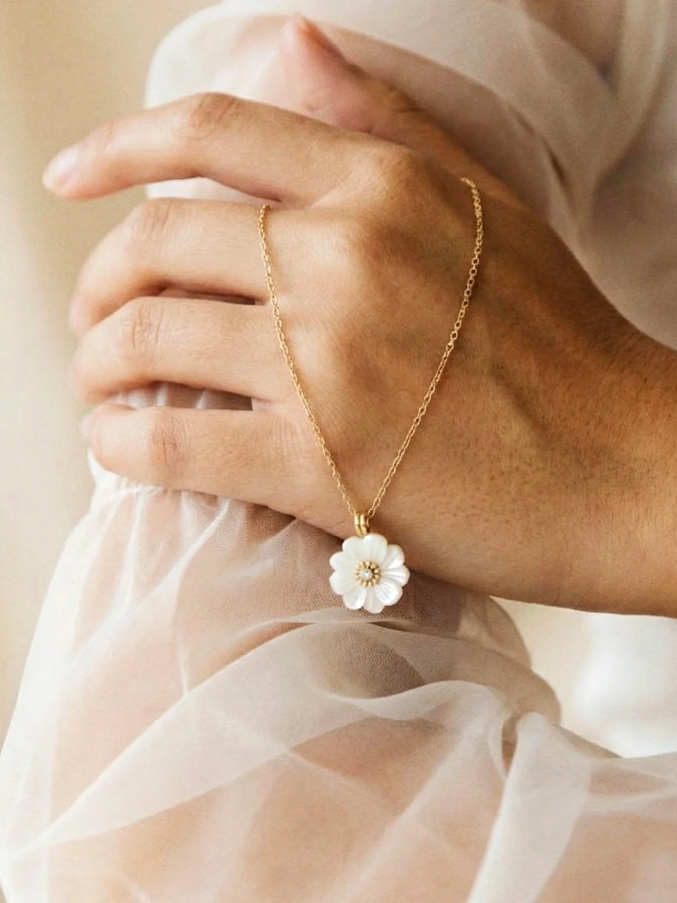 Amelie Flower Necklace