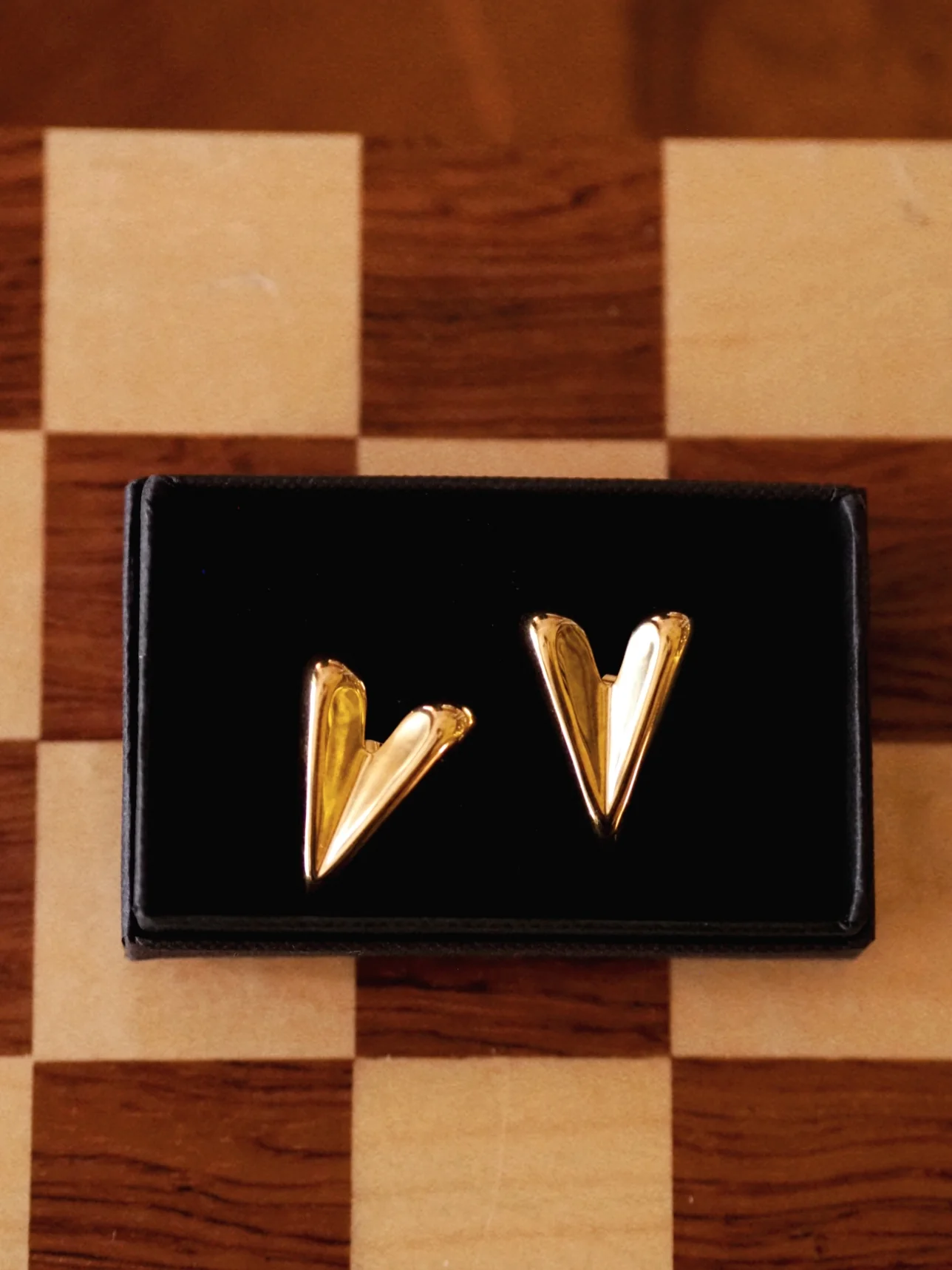 Amélie Heart Earrings in Gold - Image 5