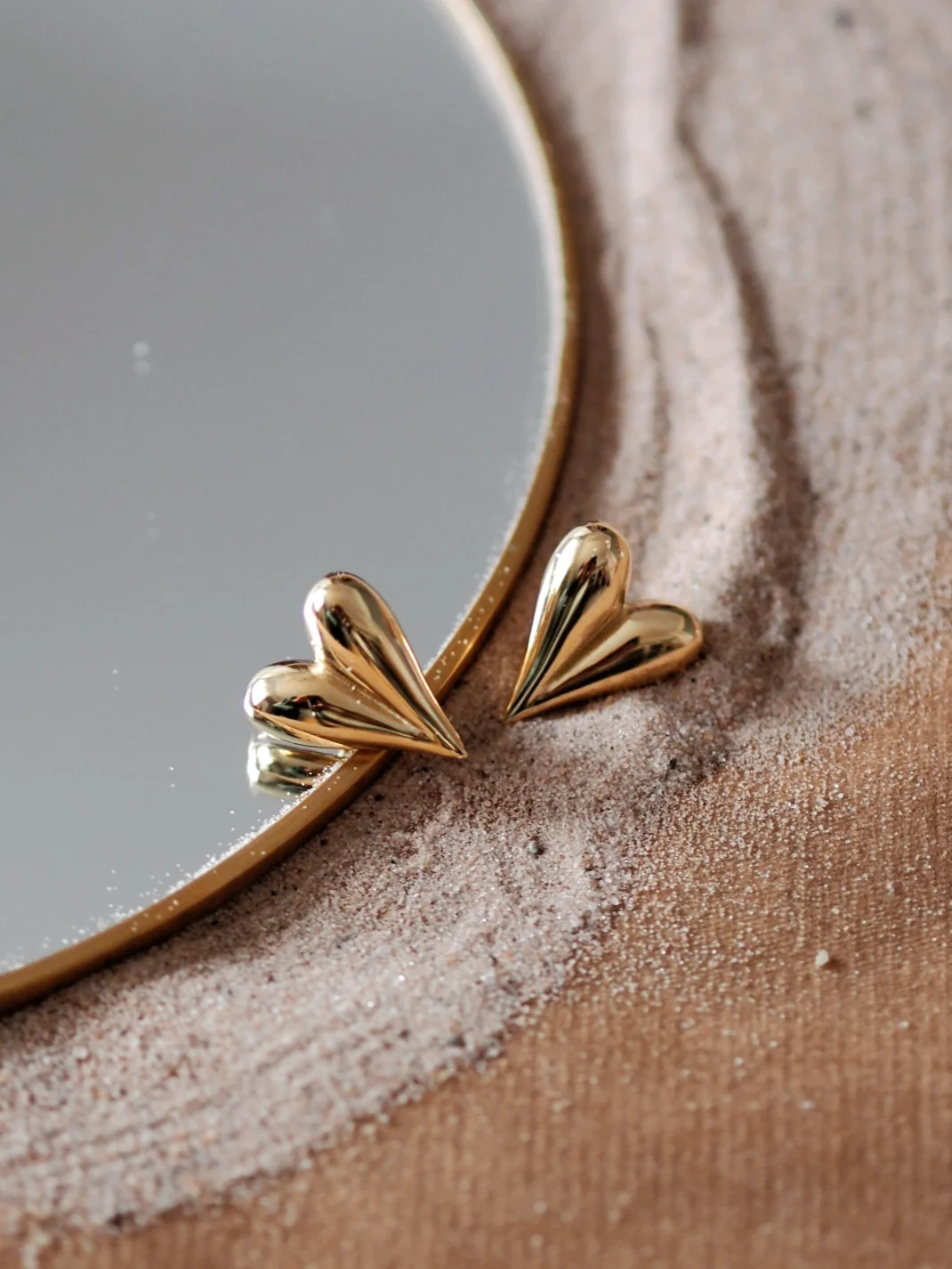 Amélie Heart Earrings - Image 2
