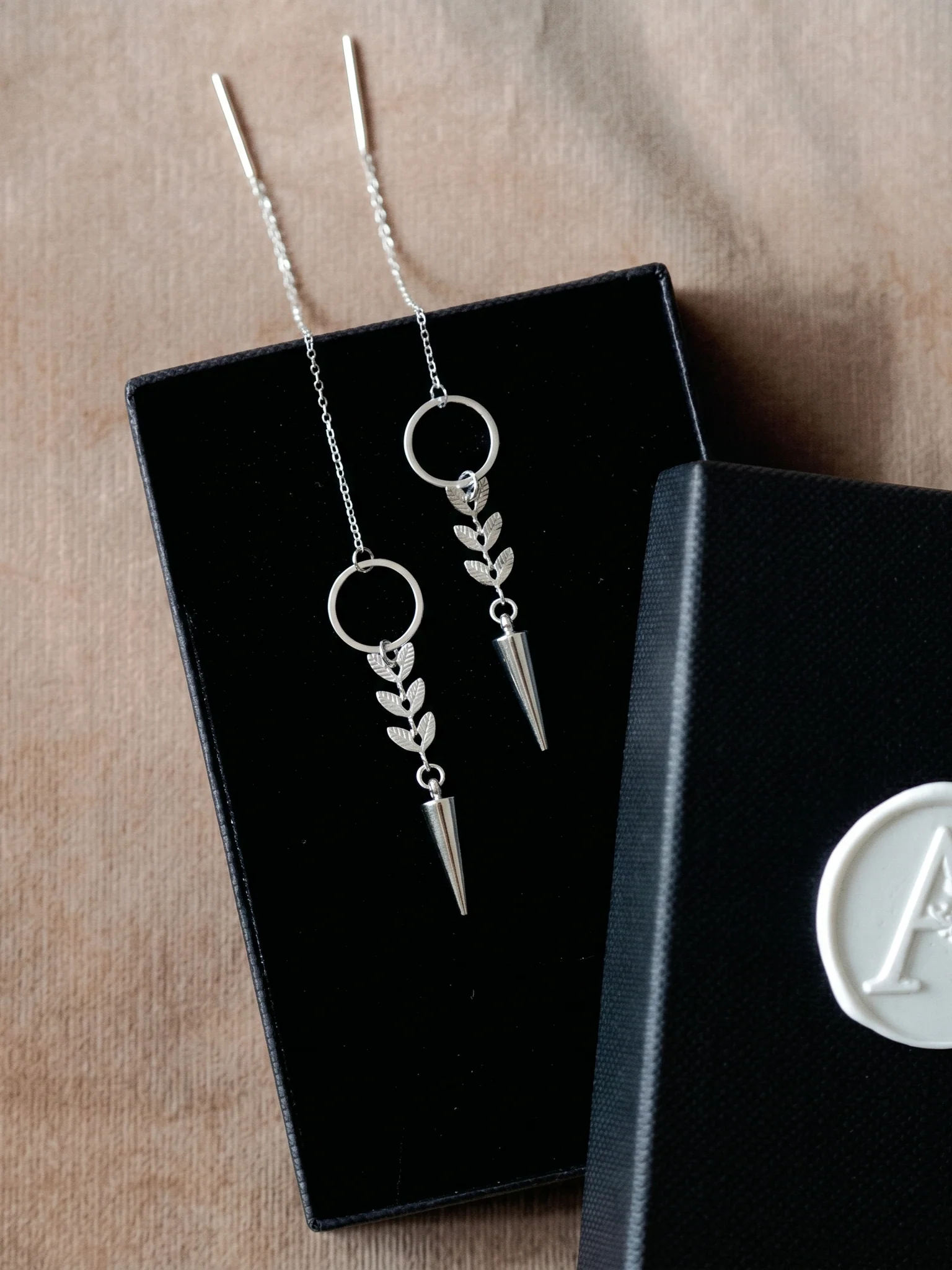 Andrea Atlas Signature Chain Earrings N°57 in Silver - Image 2