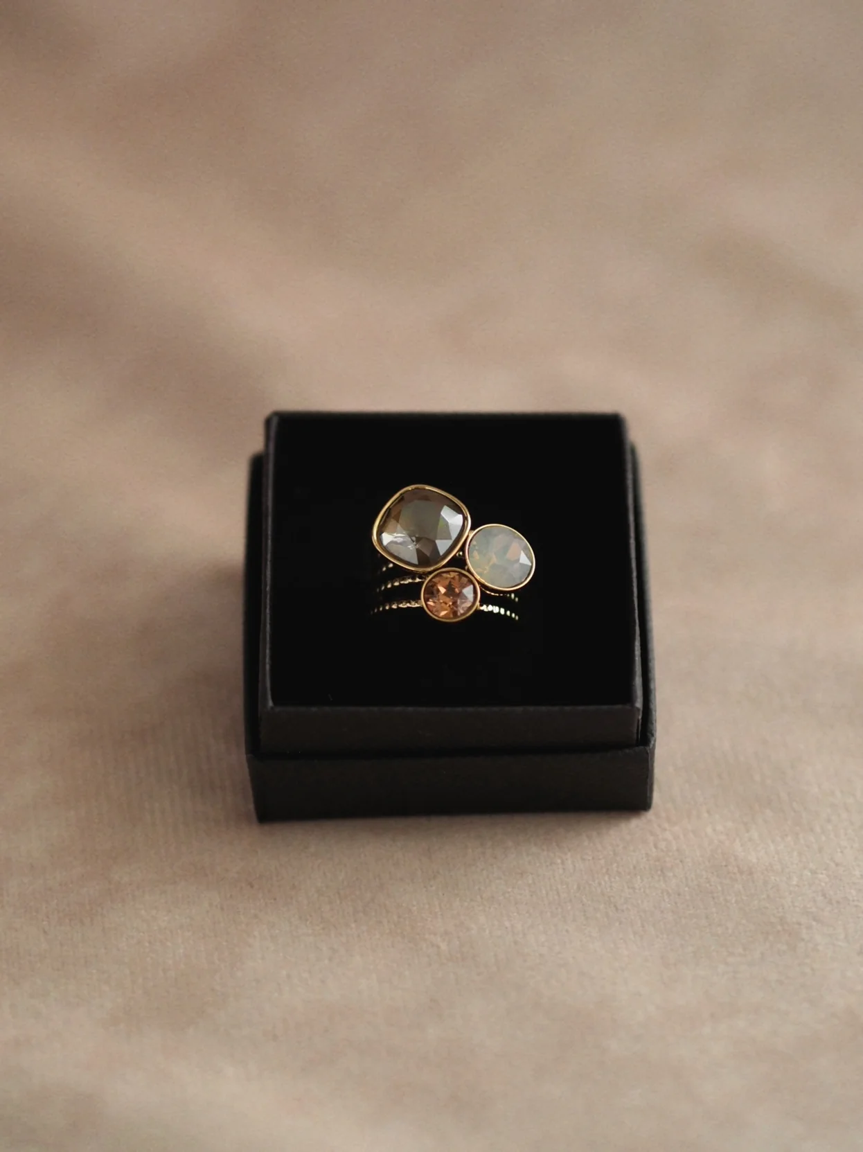 Maria Swarovski Ring - Image 3