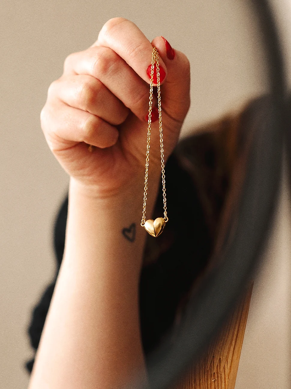 Atlas Magnetic Heart Necklace in Gold - Image 4