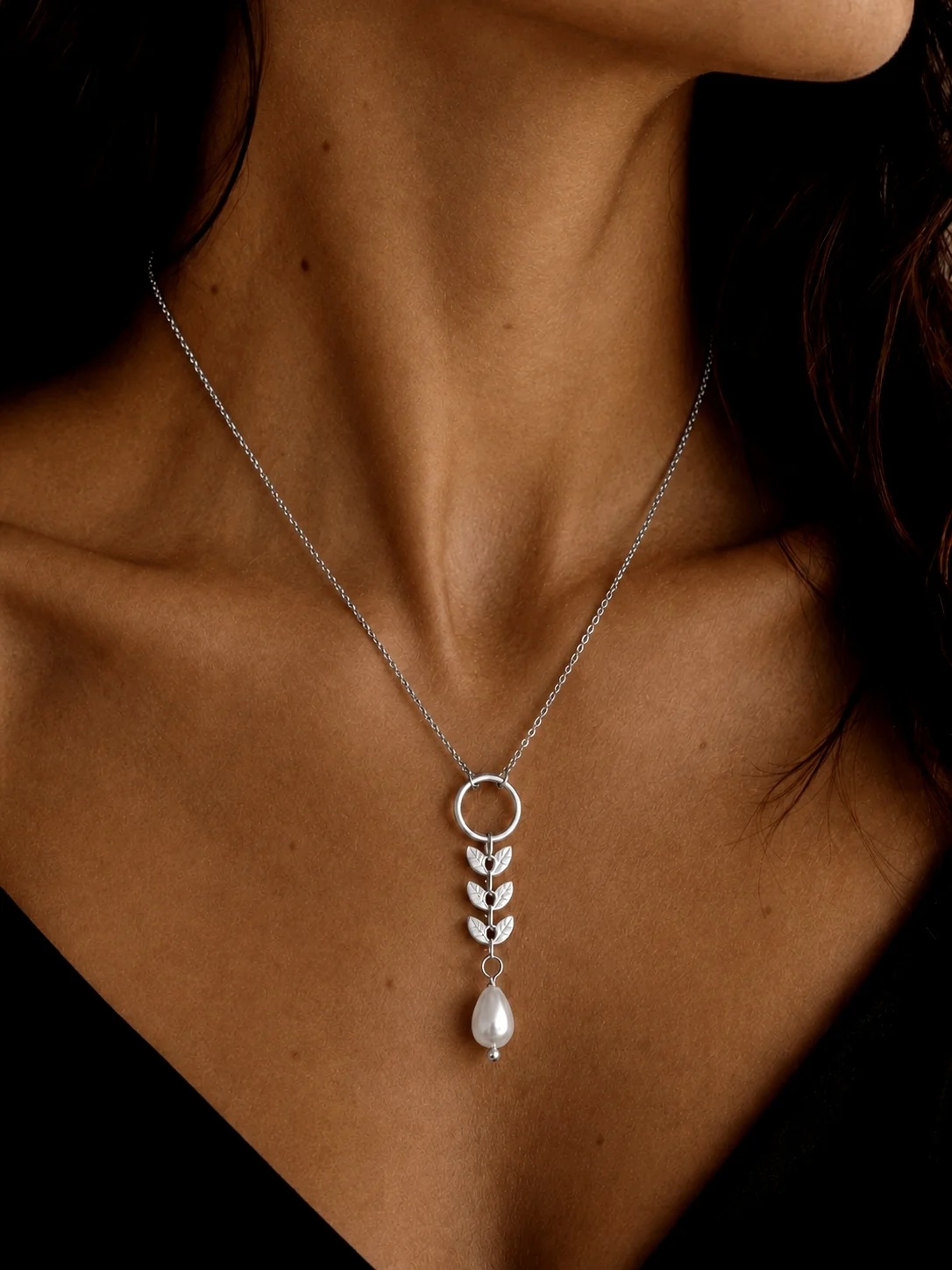 Atlas Leaf and Pearl Necklace in Silver - Image 2