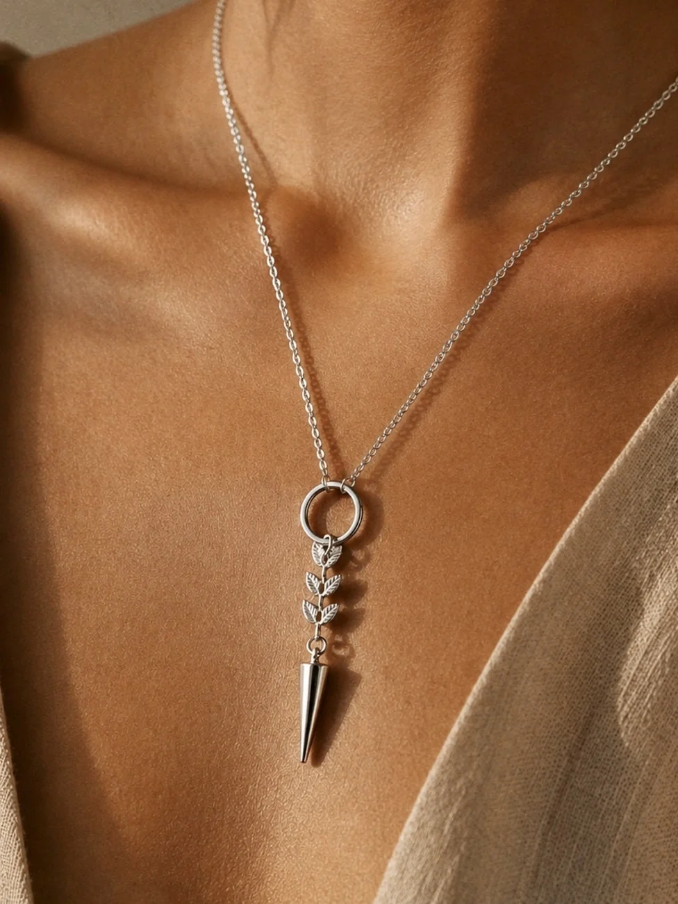 Atlas Spike Set in Silver - Image 7