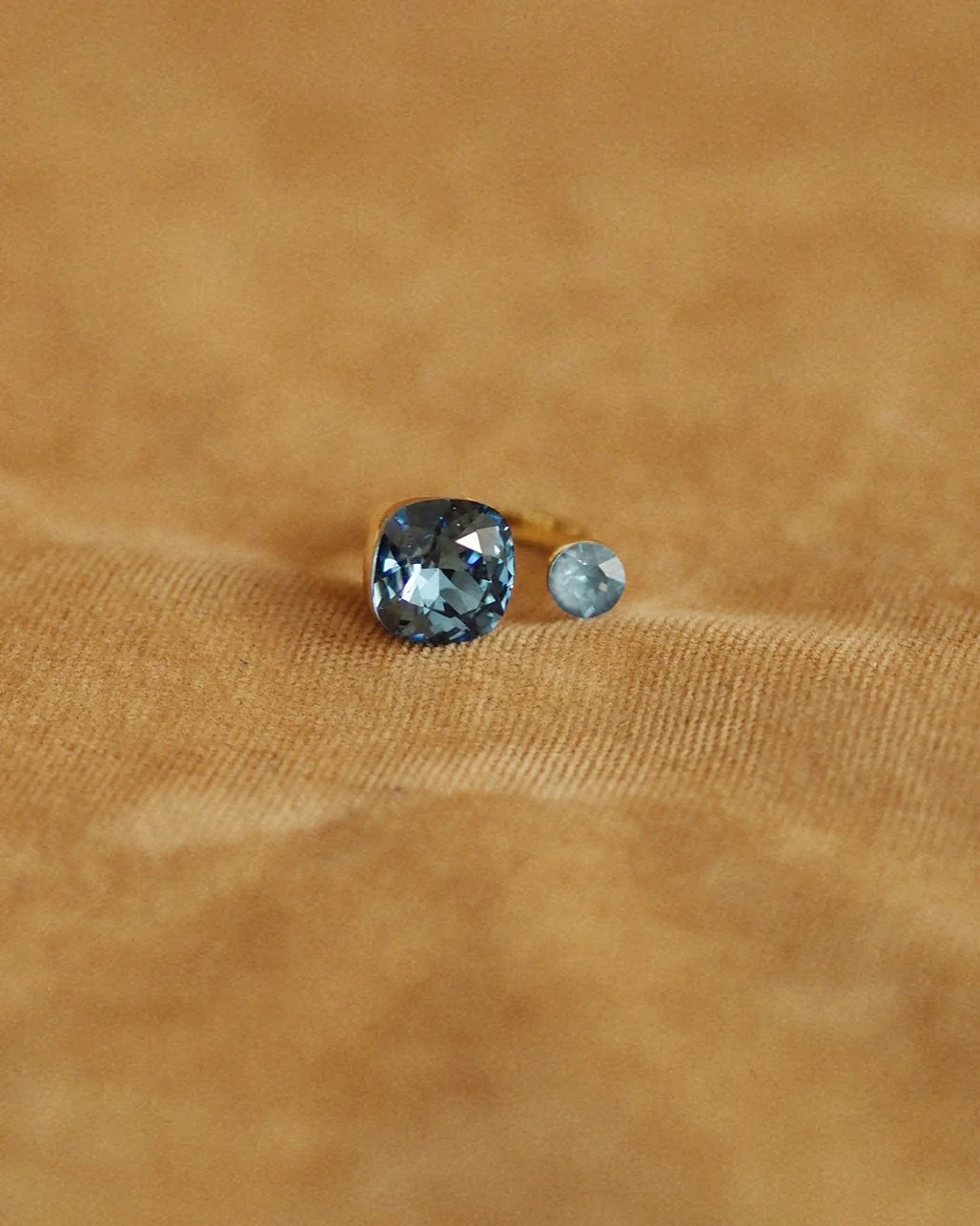 Colette d'Azur Swarovski Ring - Image 3