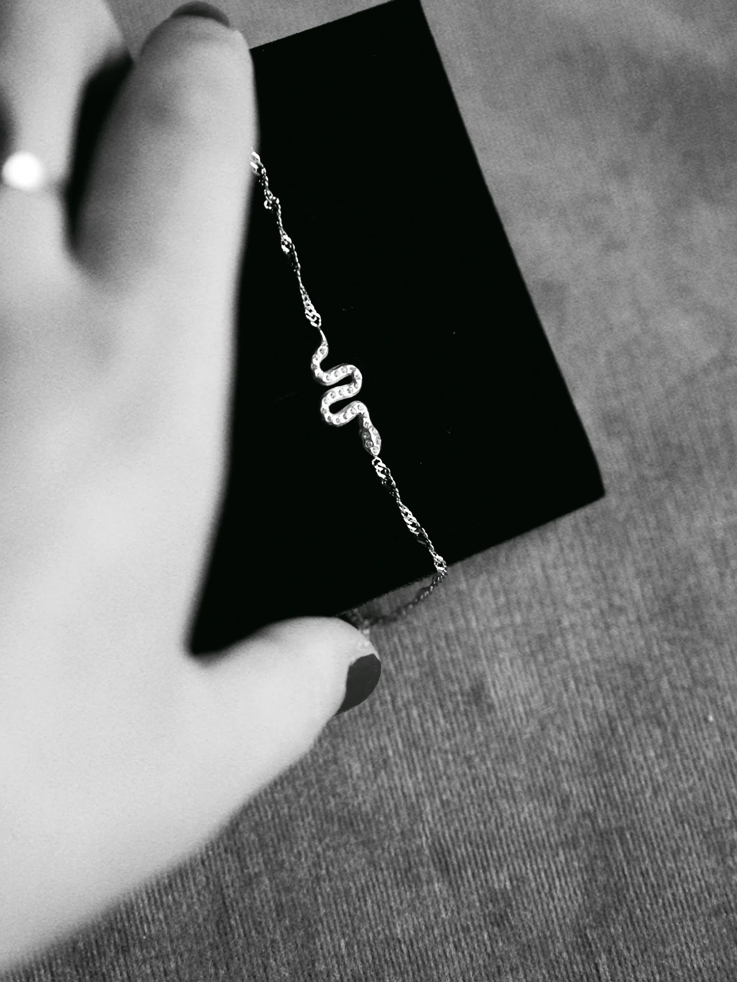 Delicate Snake Bracelet in Silver