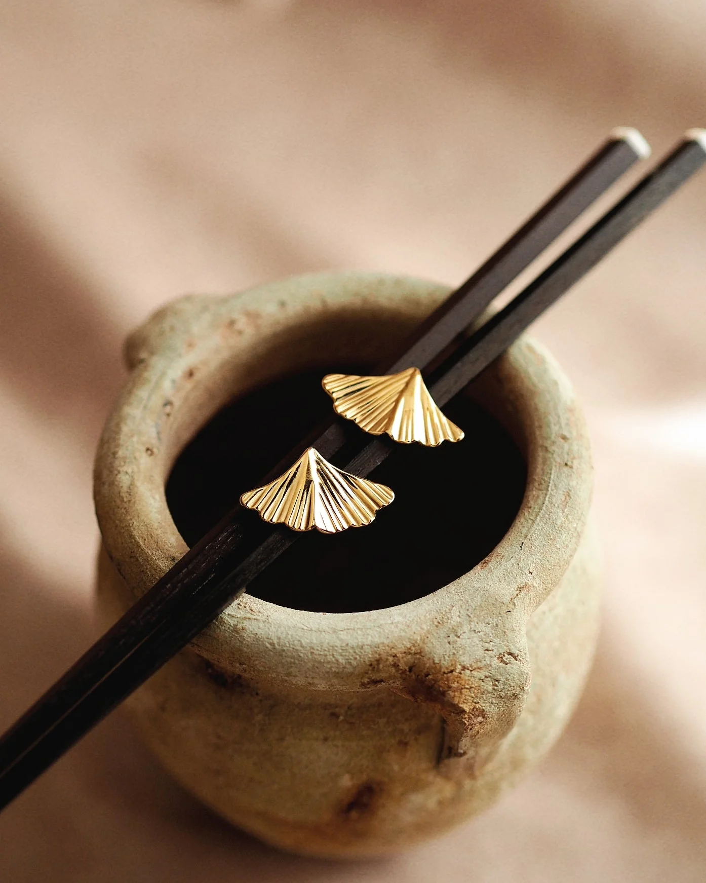 Single Ginkgo Leaf Earrings in Gold