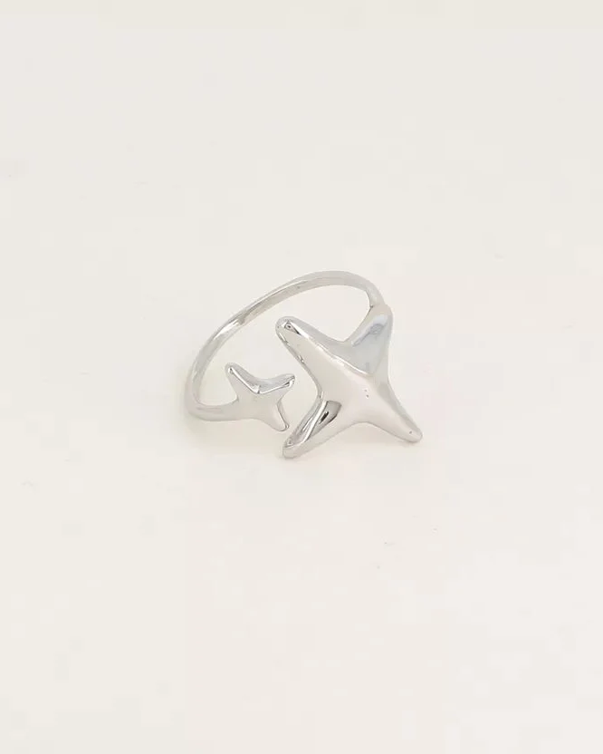 Lyra Open Star Ring in Silver - Image 4