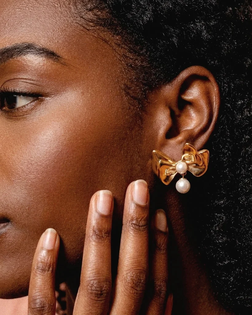 Chantal Bow Stud Earrings - Image 2