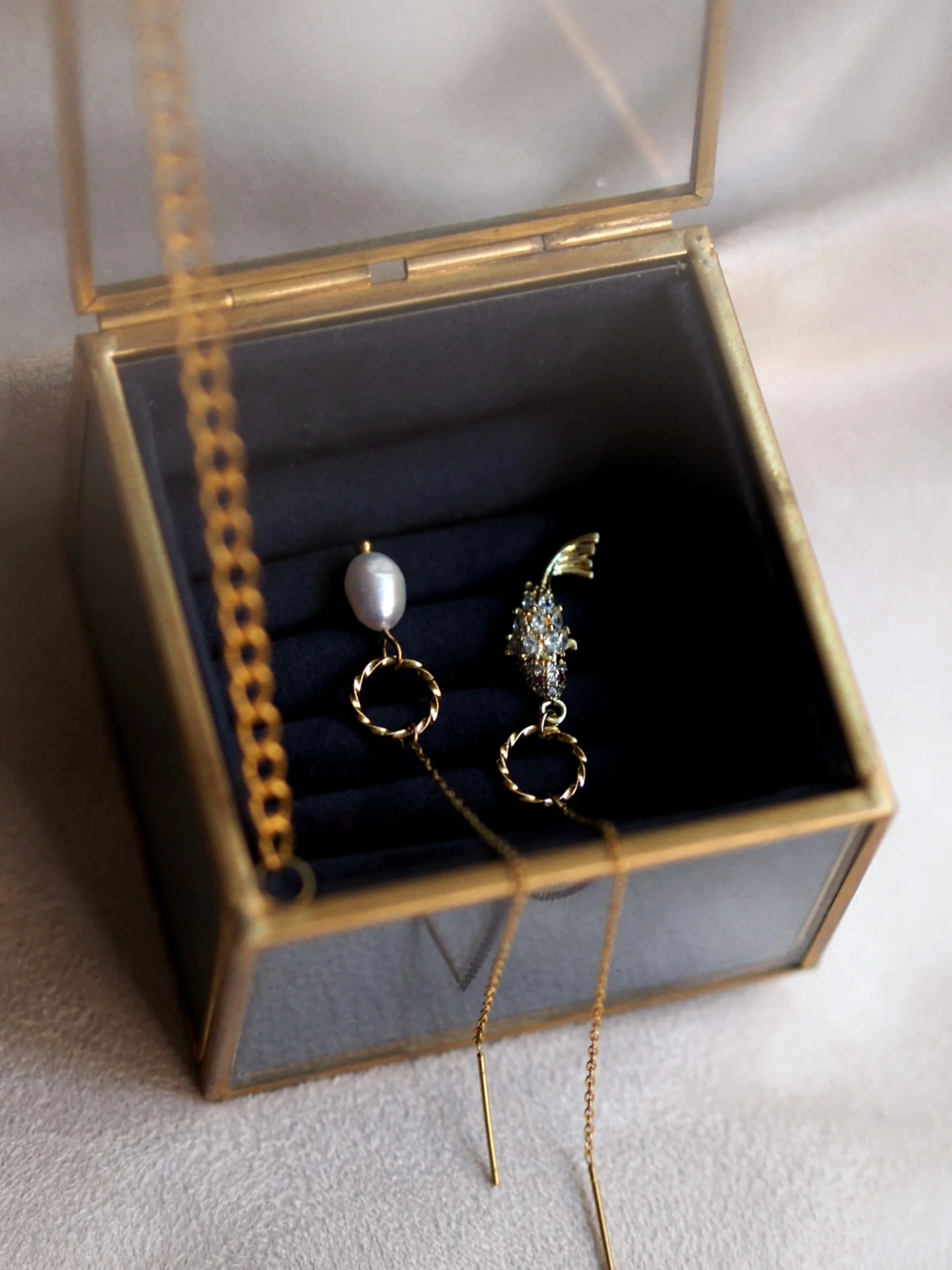Limited Edition Chain Earrings / Good Luck Fish