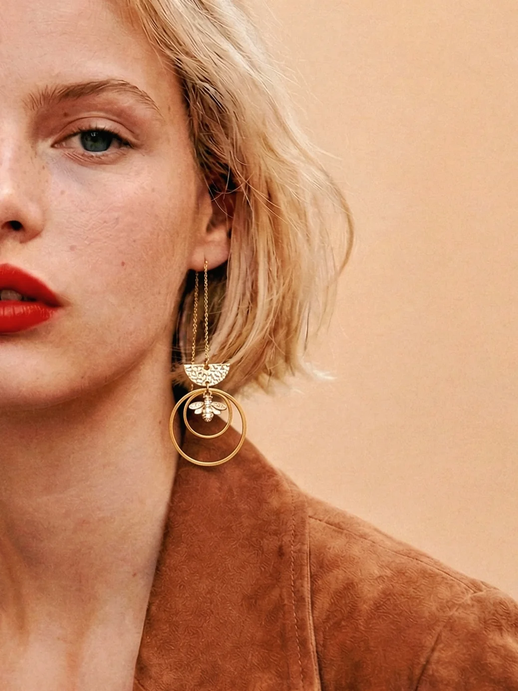 Sparkle Bee Earrings in Gold / Limited Collection