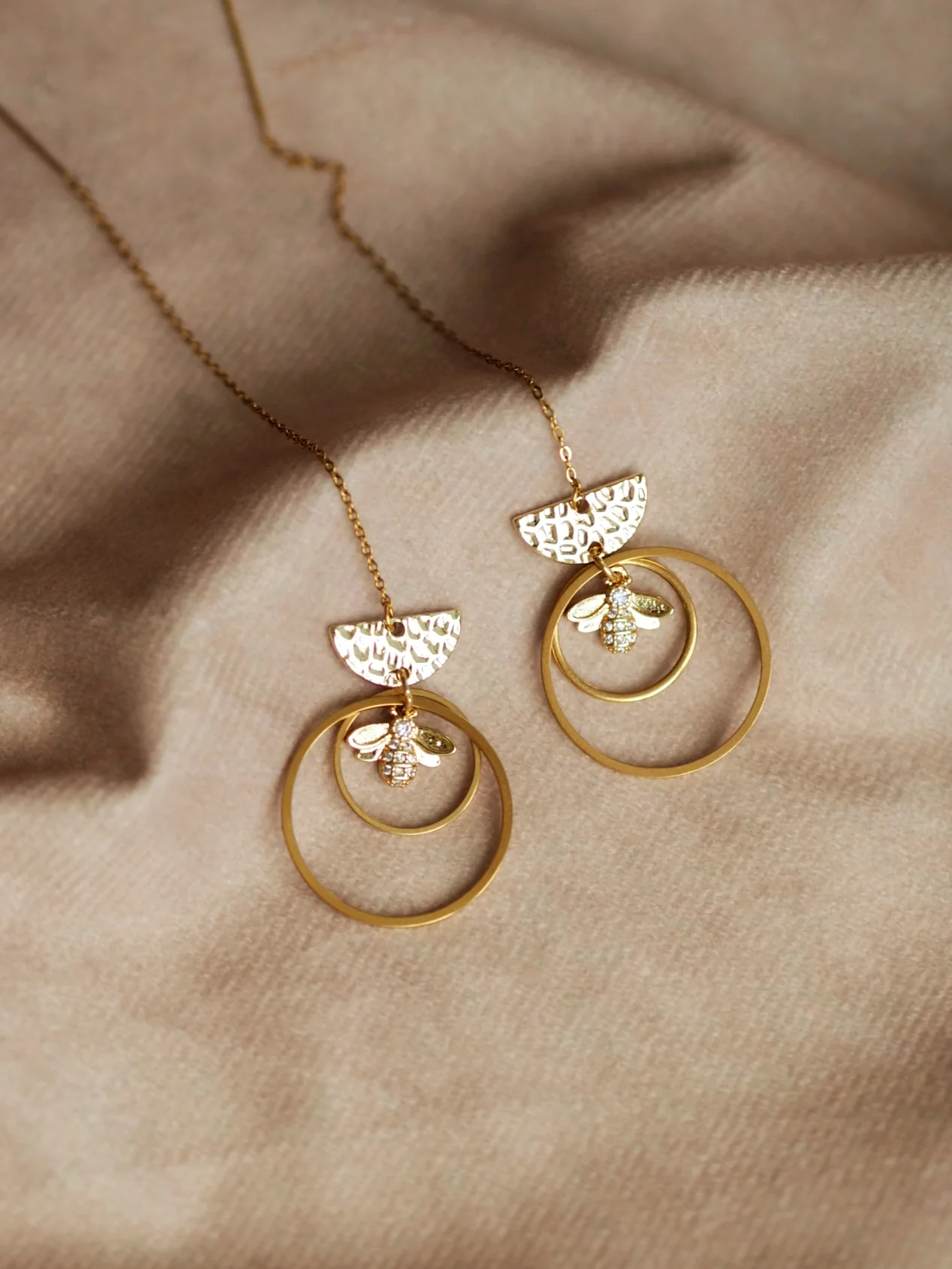 Sparkle Bee Earrings in Gold / Limited Collection - Image 2
