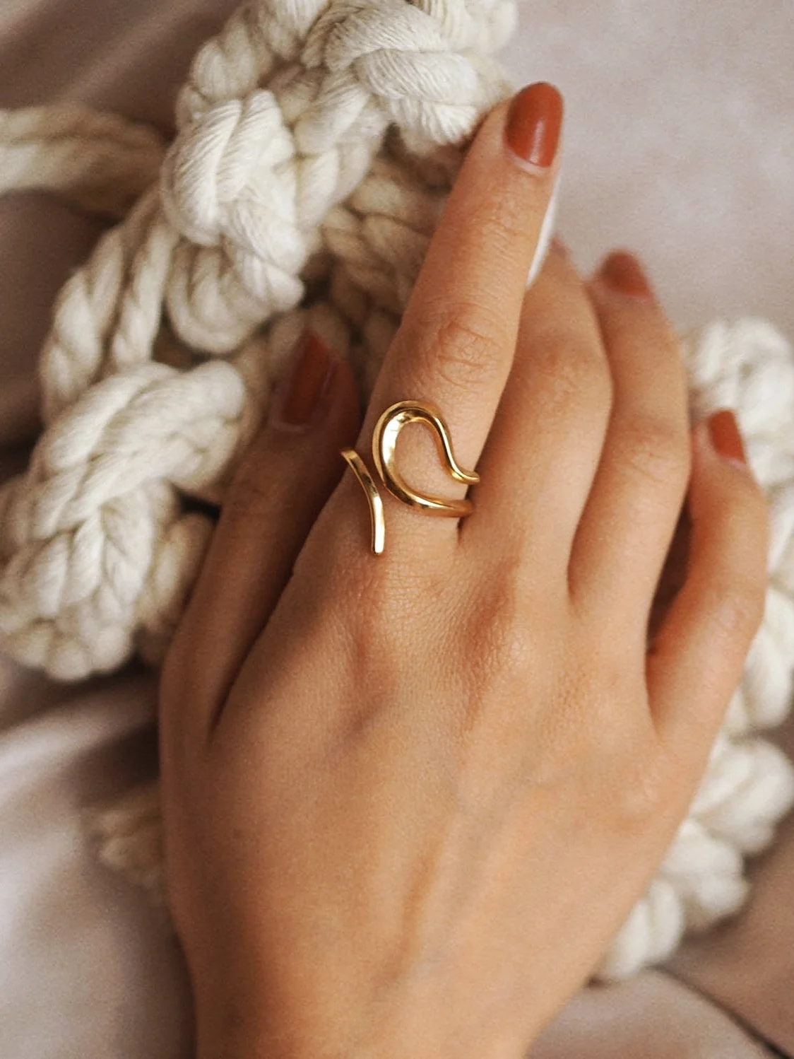 Alchemy Ring Limited Gift / Gold