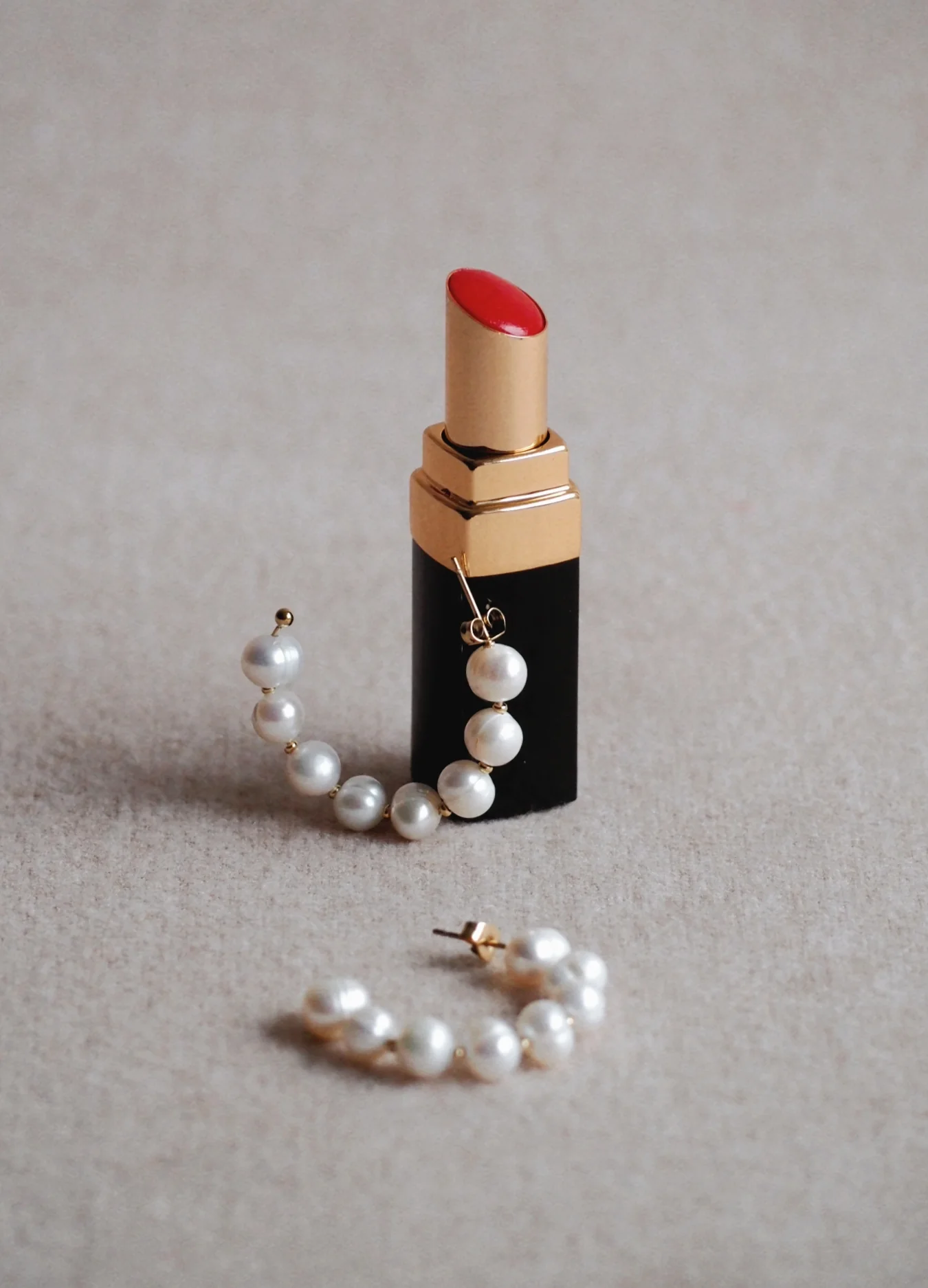 Magdalena Freshwater Pearl Earrings - Image 4