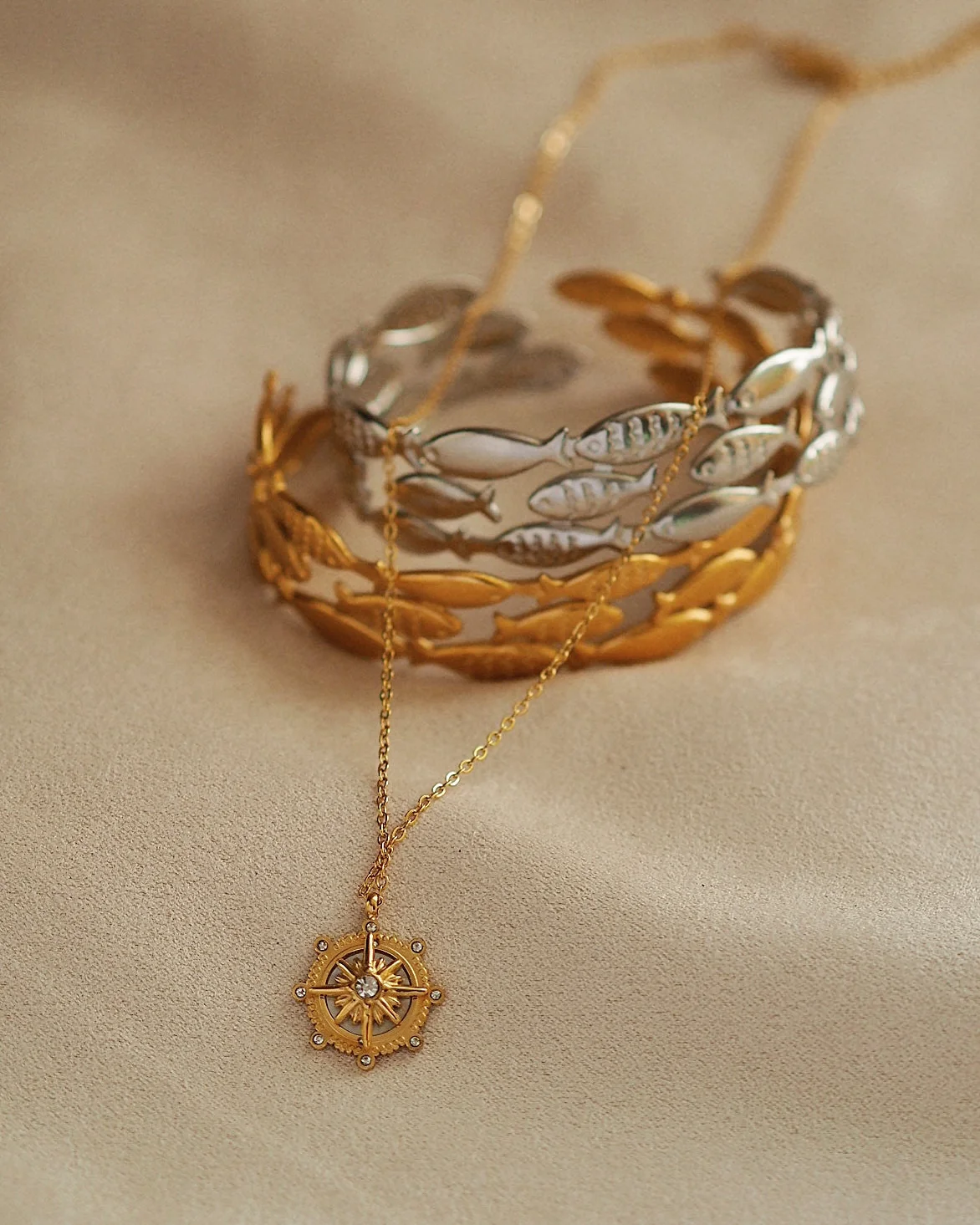 Marina School of Fish Bangle in Silver - Image 4