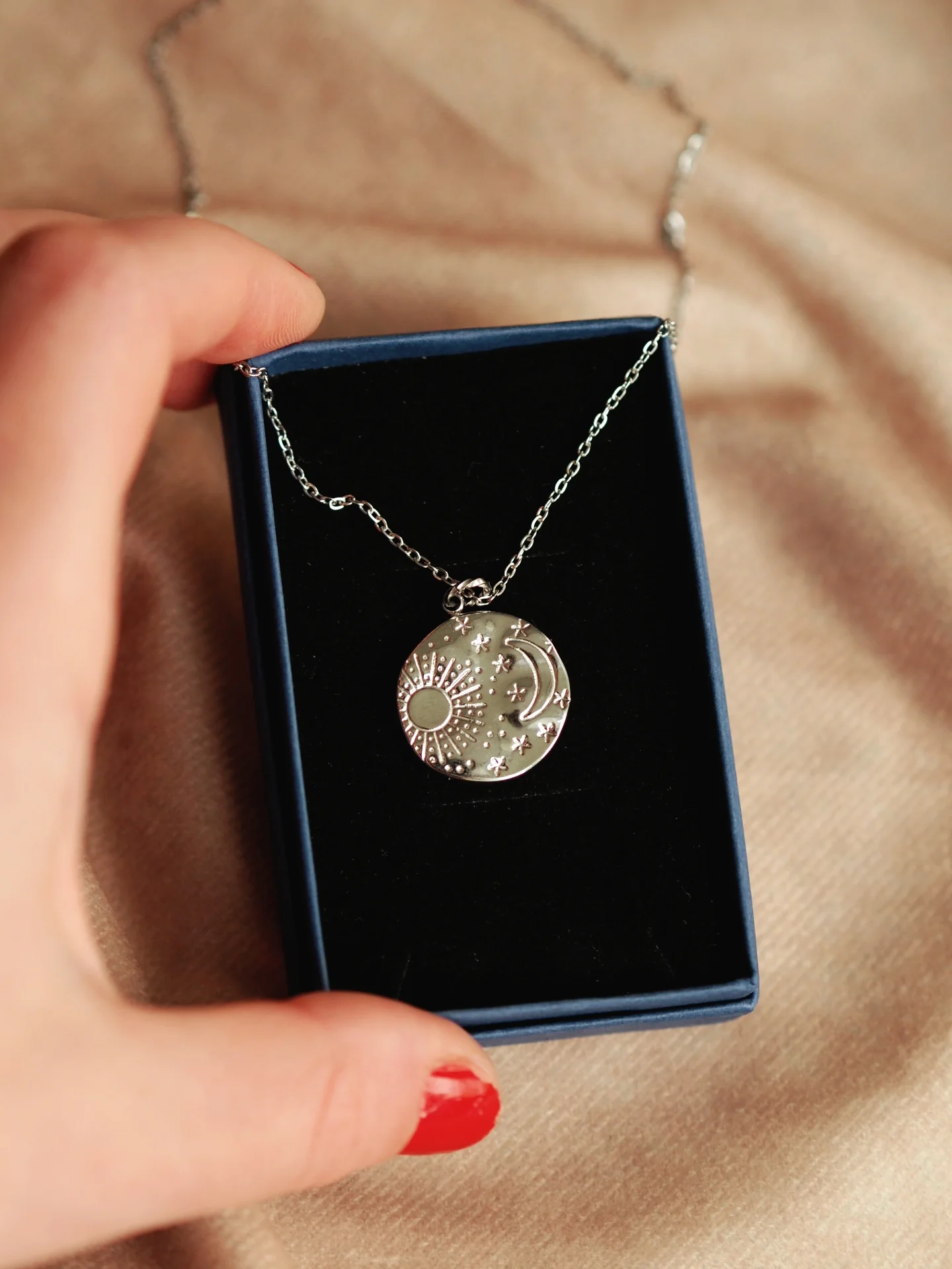 Sparkle Coin Necklace in Silver - Image 2