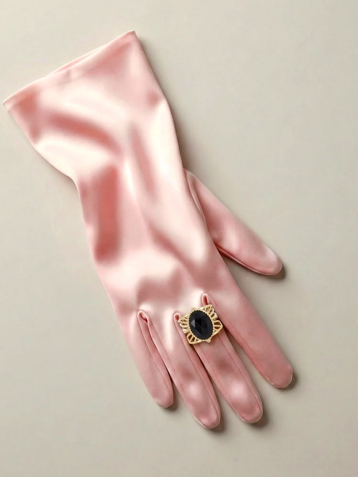 Unique Onyx Ring Gold - Image 4